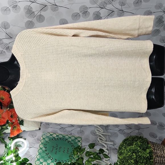 Nine Britton Billie Top - Picture 6 of 8